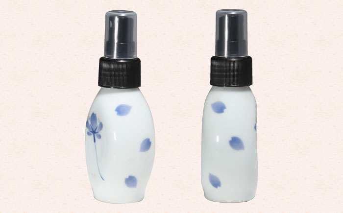 【有田焼】ミストスプレー 醤油差し 丸型 青い花 /やきもの工房 成 [UDU054]