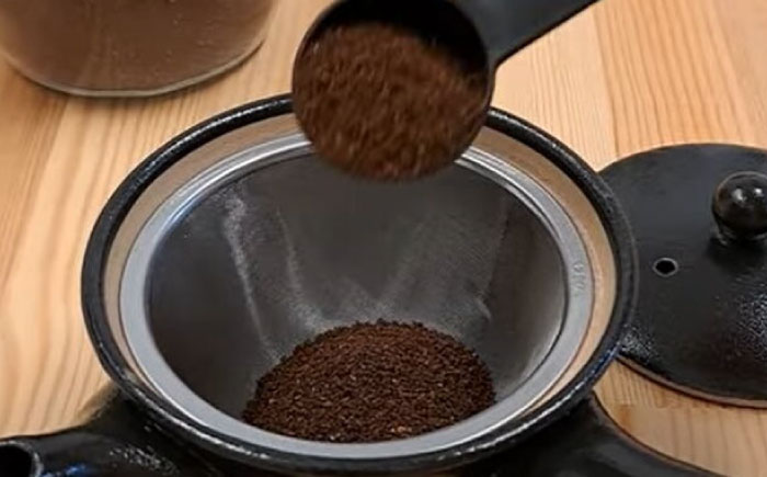 粗土珈琲急須 漆黒 /やきもの工房 成 [UDU008]