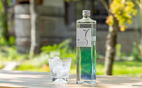天山名水でつくる小城のクラフトジン OGIGIN想オリジナル700ml 酒 グラス ソーダ 地酒 蔵元直送 お酒 アルコール お祝い 人気 ランキング 高評価
