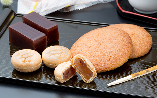 佐賀銘菓詰合わせ  3点セット 煉り羊羹 丸ぼうろ ひとくちもなか 羊羹 ようかん ギフト 煉羊羹 羊かん 和菓子 詰め合わせ 一口もなか 贈答用 小城羊羹 スイーツ 送料無料