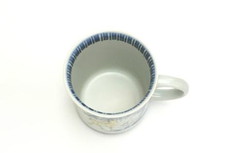 染錦鹿文マグカップ谷鳳窯肥前吉田焼器食器磁器染錦染付色絵赤絵鹿文シルクロードNAT006