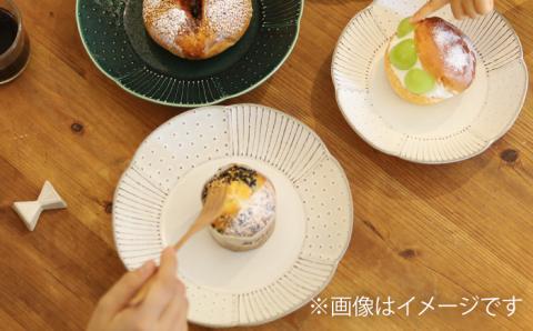 輪花皿大/小ホワイト肥前吉田焼各1枚セット器陶器お皿食器かわいいおしゃれNAT023