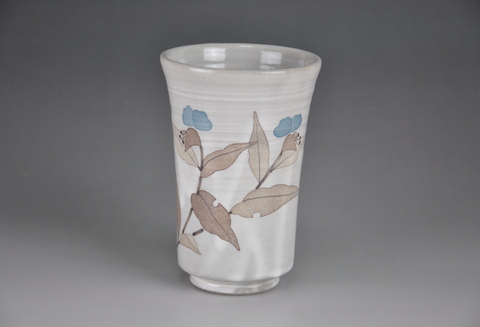 和紙染草花文フリーカップ 【日の隈窯 和紙染 和紙 佐賀 陶器 粉引き 鉄絵 草花 窯元 陶芸作家】(H025105)