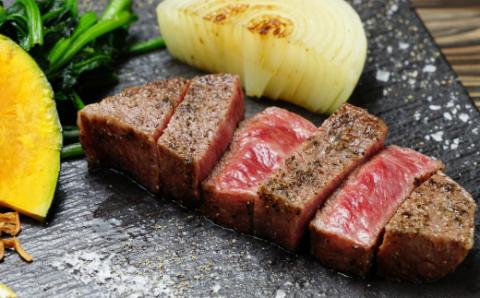 【佐賀牛】ヒレステーキ180g×5枚 ＜全10回定期便＞ 【お肉 最高級 黒毛和牛 牛肉 高級 厳選 グルメ ギフト お取り寄せ やわらかい 脂少なめ 食べやすい】(H081117)