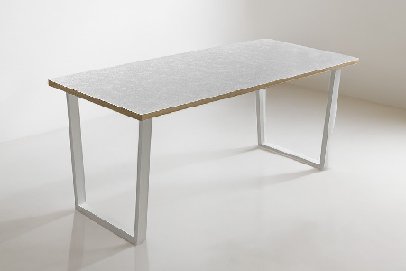 【東馬家具】ツキミ 160DT WH【ダイニングテーブル デスク キッチンテーブル オフィスデスク シンプル 国産 耐久性 耐水性 ふるさと納税】(H060674)