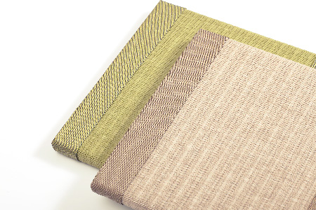 ミニたたみ2枚セット『銀白(みどり)』『灰桜』 【和紙表 撥水加工 変色しづらい 職人 本格派 やすらぎ 国産 手作り 卓上 おしゃれ マウスパッド 小物】(H075106)