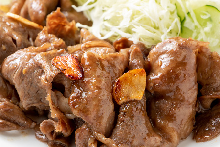 艶さし！【A4～A5】佐賀牛切り落とし 1kg(500g×2P)【肉 牛肉 ブランド牛 黒毛和牛 ふるさと納税】(H112285)