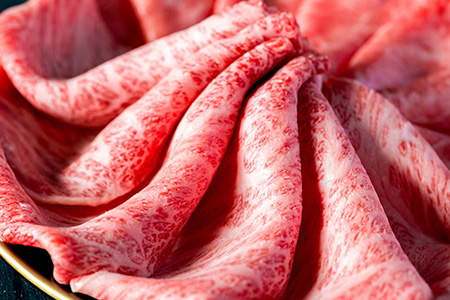 【和牛セレブ】佐賀牛 すき焼きロース 200g【肉 ブランド牛 和牛 牛肉 ふるさと納税】(H113107)