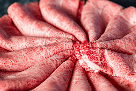 【和牛セレブ】佐賀牛 すき焼きモモ 500g【肉 ブランド牛 和牛 牛肉 ふるさと納税】(H113114)