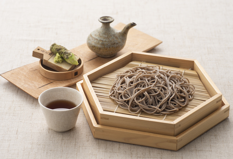 伊之助めんのそばづくしセット 【麺 のし お中元 お歳暮 贈り物 ギフト 食べ比べ 健康 無添加】(H019105)