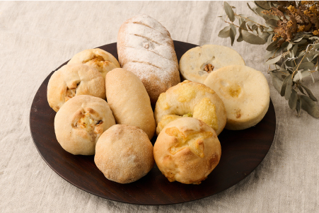 自家製天然酵母パンの詰め合わせセット【パンと器のコネル】(H094112)