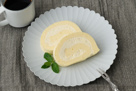 【プレミアム米粉ロールケーキ】パッションフルーツロール【グルテンフリー 誕生日 洋菓子 焼菓子 パッションフルーツ】(H053294)