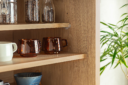 【東馬家具】ツキミ 120KB NA･BE【キッチンボード 食器棚 整理棚 収納 リビング ナチュラル ベージュ 可動棚 木目 ふるさと納税】(H060585)