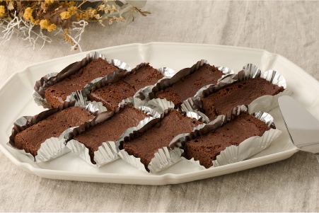 【オーガニックチョコレート使用】コネルのガトーショコラ 8個セット【パンと器のコネル バレンタイン プレゼント お菓子 スイーツ お取り寄せ チョコレート ホワイトデー 手土産 ギフト】(H094129)