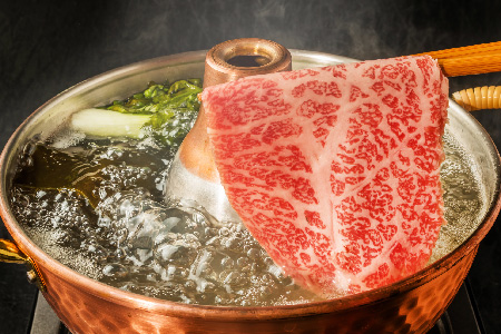 【3か月定期便】艶さし！【A4～A5】佐賀牛しゃぶしゃぶすき焼き用(肩ロース肉・肩バラ・モモ肉) 500g×3回【肉 牛肉 ブランド牛 黒毛和牛 ふるさと納税】(H112291)