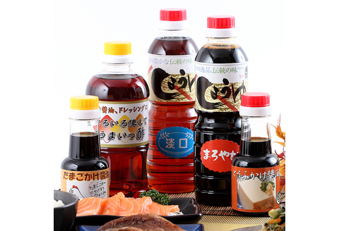 万両醤油ギフト箱入り(C-2) 【あまくち お歳暮 お中元 たまご ドレッシング うまいっす】(H016179)