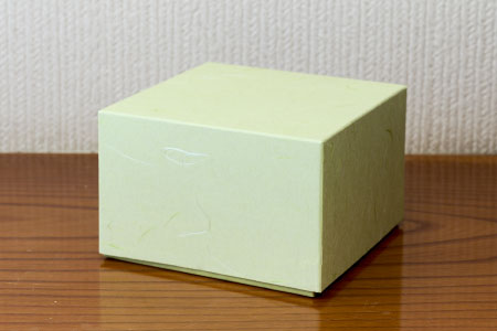 和紙染草花文酒器揃 【日の隈窯 和紙染 和紙 佐賀 陶器 粉引き 鉄絵 草花 窯元 陶芸作家 ペア】(H025109)