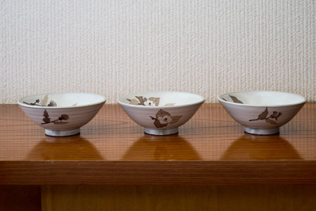 和紙染草花文飯碗(大) 【日の隈窯 和紙染 和紙 佐賀 陶器 粉引き 鉄絵 窯元 陶芸作家】(H025153)