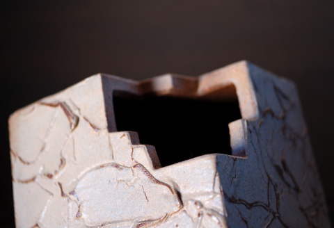 花器 キューブ(大) 白 【一輪挿し 手作り 陶器 オブジェ インテリア 癒し 贈り物】(H038117)