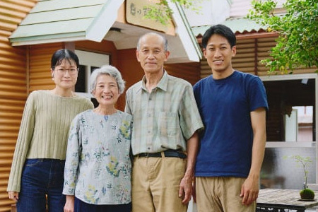 【陶芸作家　勝田文博】和紙染柳文花器【神埼市 伝統工芸 粉引き 鉄絵 草花 窯元 日の隈窯】(H025130)