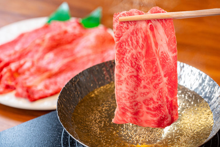 佐賀牛 肩ローススライス400g【A4 A5 薄切り肉 牛肉 すき焼き しゃぶしゃぶ】K030128