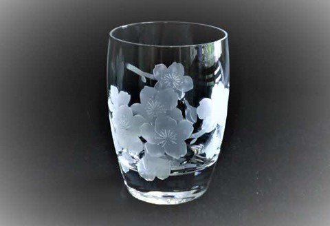 桜乃夢 樽型オールドグラス(1個入)【グラス クリスタル 桜 キレイ 上品 優美 お祝い プレゼント 記念日 ギフト ご褒美 オリジナル 日本土産】 K024074
