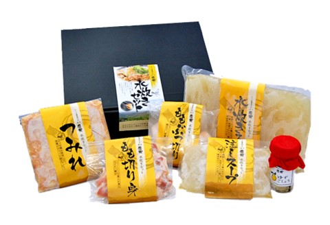 みつせ鶏 水炊きセット(3～4人前)【鶏ガラ 極上スープ 出汁 柚子胡椒 鍋料理 鍋セット 炭寅 美味しい 絶品 低脂質 ヘルシー 旨味成分 柔らか 歯ごたえ お祝い 女子会】 K064014