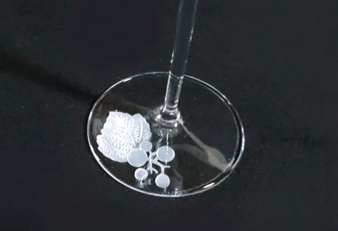 豊熟(山葡萄のワイングラス)2個入り【ワイン ワイングラス クリスタル 山ぶどう お祝い プレゼント 記念日 ギフト ご褒美 オリジナル 土産 桐箱入り】 K024087