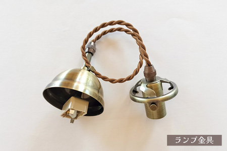 ステンドグラス《シャボン玉ペンダントランプ》ピンク【光 癒し 可愛い ドイツ製 ガラス カット 技法 映り込み お揃い ランプ プレゼント インテリア おしゃれ デザイン】K003143