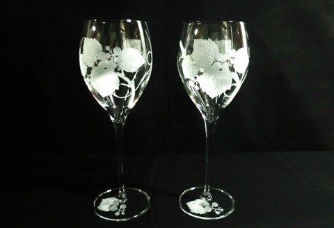 豊熟(山葡萄のワイングラス)2個入り【ワイン ワイングラス クリスタル 山ぶどう お祝い プレゼント 記念日 ギフト ご褒美 オリジナル 土産 桐箱入り】 K024087