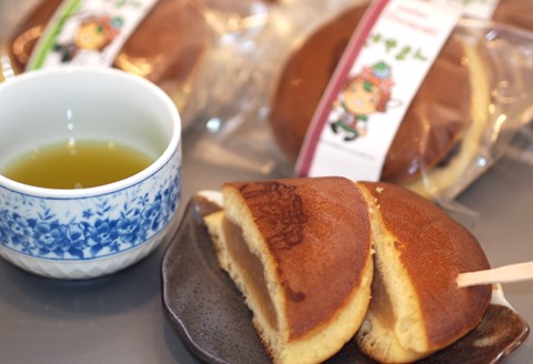 きやまん どら焼 10個入【どら焼 米粉 ふんわり 餡 自家炊き 防人の里 基山 きやまん キャラクター】 K034005