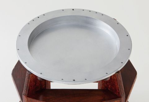 美しいフォルムと質感｢スタンド付ボタニカルプレート (High)｣ 1台【10個限定!!】N-82