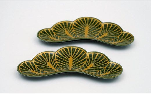 緑松型変形皿（2pieces）【深海三龍堂】 有田焼 食器 おしゃ