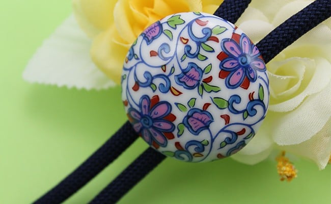 有田焼花唐草紋様ループタイ 有田焼アクセサリー二宮閑山 