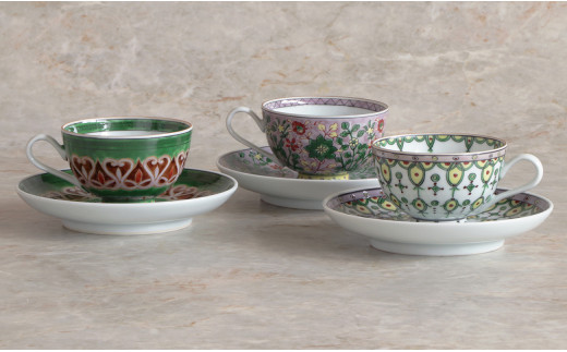 源右衛門窯 赤絵ミナイ手絵変り 碗皿 有田焼 A700-30