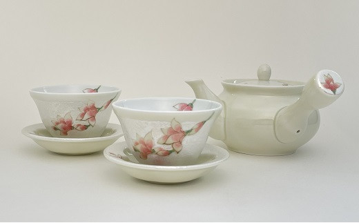 田清窯 有田焼 煌めく木蓮花 茶器セット A60-36