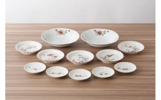有田焼 白磁に赤絵が映えるうつわセット（浅鉢/銘々皿/小