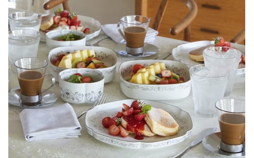 有田焼 其泉 ゆいからくさ 白金 5点セット 書籍付【賞美堂