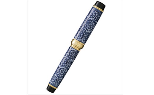 源右衛門窯 有田焼万年筆 染付章魚唐草濃 A1050-3