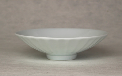 現代の名工 矢鋪與左衛門作【白磁しのぎ手 透過夏茶碗】有