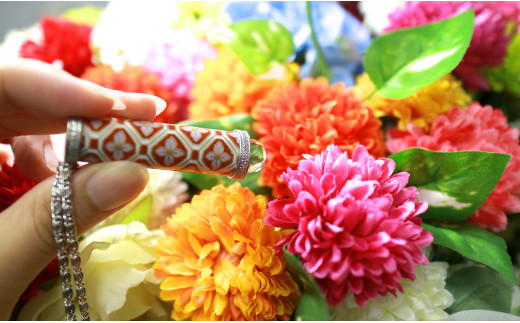 有田焼 万華鏡 香蘭社「亀甲地紋」ペンダント A70-141