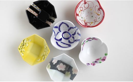 有田焼 巻花 (赤釉・ルリ・桃) 八角 (雲花・雪柳・宝石) 珍