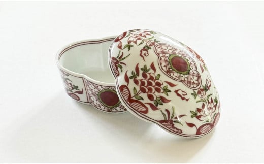 有田焼 赤絵万暦 陶箱 24to3【西富陶磁器オリジナル】食器 