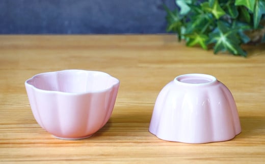 有田焼 世界一つよい器 ～花小付～ ペールピンク 2個セット
