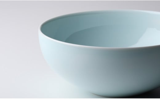 有田焼 青磁ボウル【佳秀窯 西山正作 】伝統工芸 ろくろ 陶