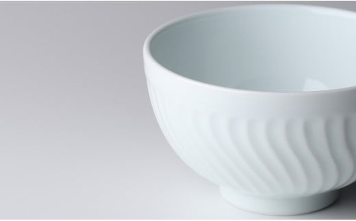 有田焼 白磁 波線彫 小丼【佳秀窯 西山正作 】器 うつわ 丼