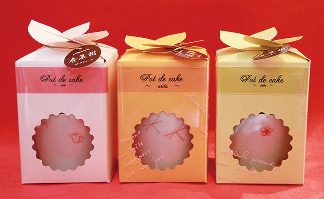 人気のお菓子屋さん♪ 杏慕樹 ポドケイク（紅呉須・うつわ