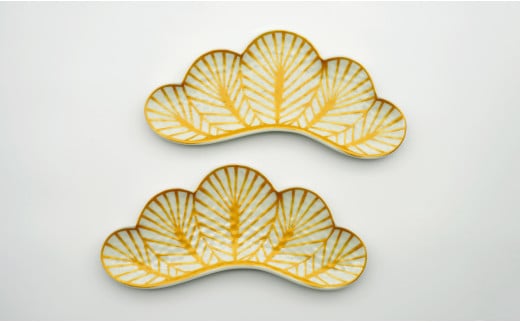 『12/22までの決済完了で年内発送』幸楽窯 招福長皿 白松（2