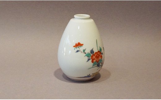 A100-77 柿右衛門窯作 一輪生（釣鐘形・小）牡丹鳥文