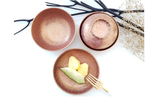 ARITAYAKI MUTSU ピンクゴールド輪花碗セット（木箱入り） A190-1